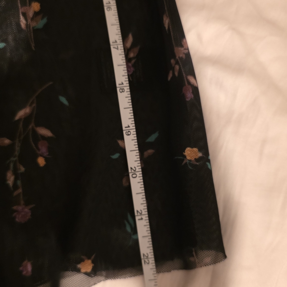 Afrm Mesh Long Sleeve Turtleneck Black Floral Size M - Picture 4 of 5